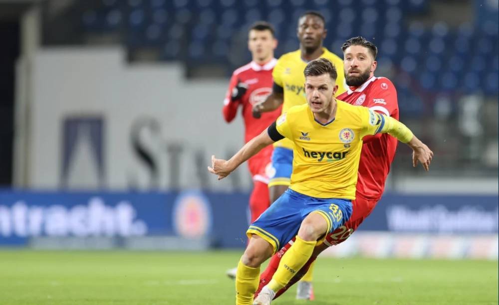 参赛资格 参赛资格